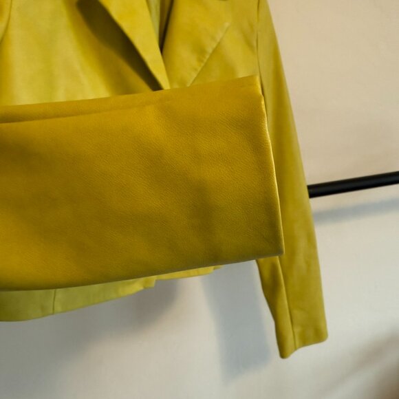 Anthropologie Avec Les Filles Yellow Faux Leather Cropped Blazer XS - Picture 4 of 8